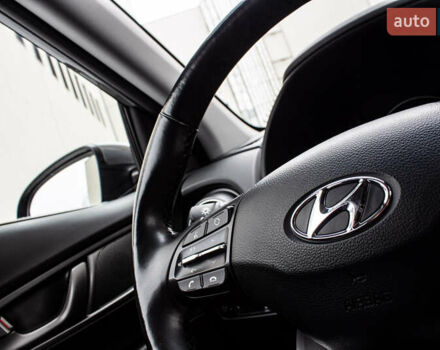 Сірий Хендай Kona Electric, об'ємом двигуна 0 л та пробігом 26 тис. км за 16300 $, фото 43 на Automoto.ua