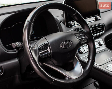 Сірий Хендай Kona Electric, об'ємом двигуна 0 л та пробігом 26 тис. км за 16300 $, фото 59 на Automoto.ua