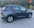 Серый Хендай Kona Electric, объемом двигателя 0 л и пробегом 31 тыс. км за 15450 $, фото 4 на Automoto.ua