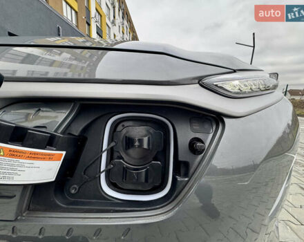 Сірий Хендай Kona Electric, об'ємом двигуна 0 л та пробігом 78 тис. км за 18900 $, фото 13 на Automoto.ua