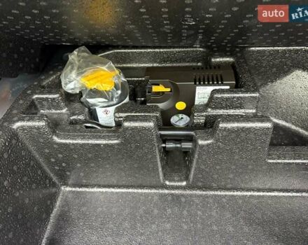 Сірий Хендай Kona Electric, об'ємом двигуна 0 л та пробігом 89 тис. км за 18340 $, фото 32 на Automoto.ua