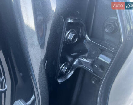 Сірий Хендай Kona Electric, об'ємом двигуна 0 л та пробігом 31 тис. км за 15500 $, фото 16 на Automoto.ua