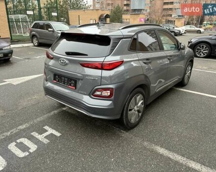 Серый Хендай Kona Electric, объемом двигателя 0 л и пробегом 78 тыс. км за 19500 $, фото 9 на Automoto.ua