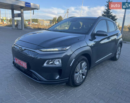 Серый Хендай Kona Electric, объемом двигателя 0 л и пробегом 31 тыс. км за 15450 $, фото 21 на Automoto.ua