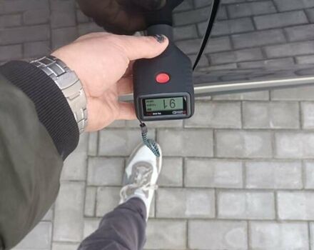 Серый Хендай Kona Electric, объемом двигателя 0 л и пробегом 80 тыс. км за 17300 $, фото 29 на Automoto.ua