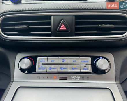 Сірий Хендай Kona Electric, об'ємом двигуна 0 л та пробігом 78 тис. км за 18900 $, фото 55 на Automoto.ua