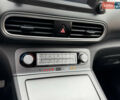 Серый Хендай Kona Electric, объемом двигателя 0 л и пробегом 106 тыс. км за 15999 $, фото 44 на Automoto.ua