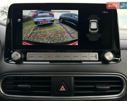 Сірий Хендай Kona Electric, об'ємом двигуна 0 л та пробігом 76 тис. км за 20500 $, фото 65 на Automoto.ua