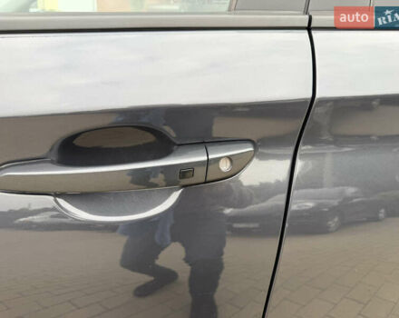 Серый Хендай Kona Electric, объемом двигателя 0 л и пробегом 52 тыс. км за 19000 $, фото 38 на Automoto.ua