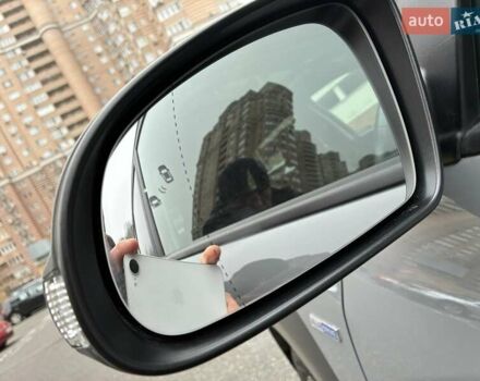 Серый Хендай Kona Electric, объемом двигателя 0 л и пробегом 78 тыс. км за 19500 $, фото 27 на Automoto.ua