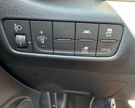 Серый Хендай Kona Electric, объемом двигателя 0 л и пробегом 44 тыс. км за 13400 $, фото 20 на Automoto.ua