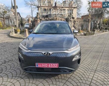 Серый Хендай Kona Electric, объемом двигателя 0 л и пробегом 122 тыс. км за 16550 $, фото 14 на Automoto.ua