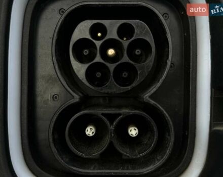 Сірий Хендай Kona Electric, об'ємом двигуна 0 л та пробігом 76 тис. км за 20500 $, фото 20 на Automoto.ua