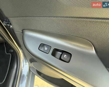 Серый Хендай Kona Electric, объемом двигателя 0 л и пробегом 69 тыс. км за 19300 $, фото 27 на Automoto.ua