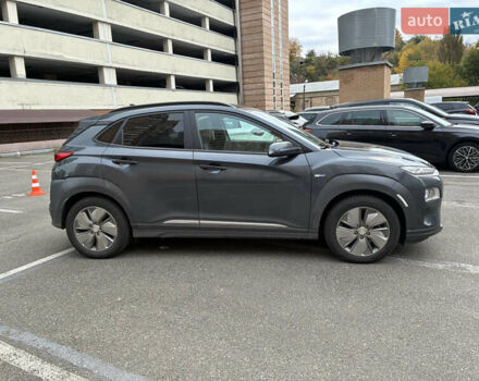 Серый Хендай Kona Electric, объемом двигателя 0 л и пробегом 117 тыс. км за 18800 $, фото 4 на Automoto.ua