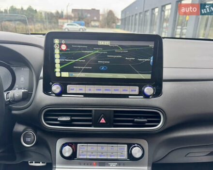 Сірий Хендай Kona Electric, об'ємом двигуна 0 л та пробігом 78 тис. км за 18900 $, фото 57 на Automoto.ua