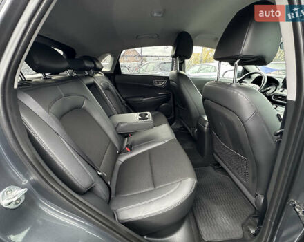 Серый Хендай Kona Electric, объемом двигателя 0 л и пробегом 167 тыс. км за 17700 $, фото 29 на Automoto.ua