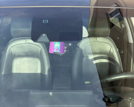 Серый Хендай Kona Electric, объемом двигателя 0 л и пробегом 130 тыс. км за 18500 $, фото 48 на Automoto.ua