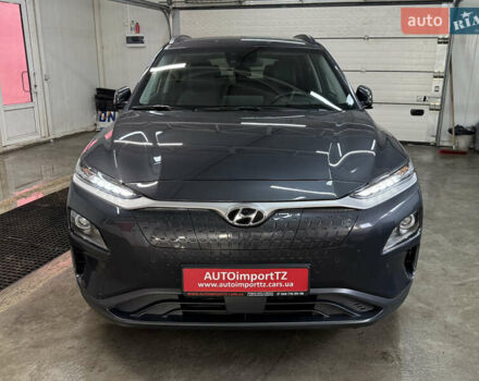 Серый Хендай Kona Electric, объемом двигателя 0 л и пробегом 36 тыс. км за 20700 $, фото 25 на Automoto.ua