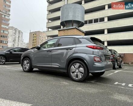 Серый Хендай Kona Electric, объемом двигателя 0 л и пробегом 78 тыс. км за 19500 $, фото 17 на Automoto.ua