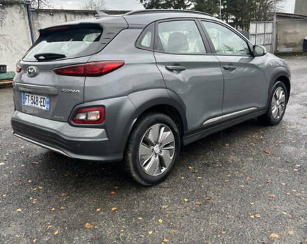 Сірий Хендай Kona Electric, об'ємом двигуна 0 л та пробігом 56 тис. км за 15400 $, фото 6 на Automoto.ua