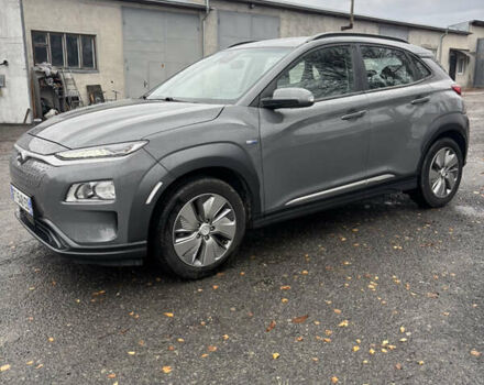 Сірий Хендай Kona Electric, об'ємом двигуна 0 л та пробігом 56 тис. км за 15400 $, фото 11 на Automoto.ua