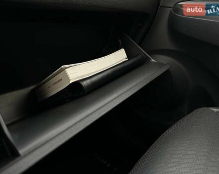 Сірий Хендай Kona Electric, об'ємом двигуна 0 л та пробігом 76 тис. км за 20500 $, фото 75 на Automoto.ua