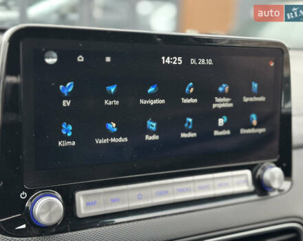 Серый Хендай Kona Electric, объемом двигателя 0 л и пробегом 167 тыс. км за 17700 $, фото 42 на Automoto.ua