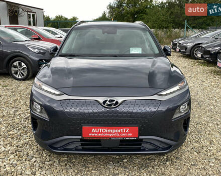 Серый Хендай Kona Electric, объемом двигателя 0 л и пробегом 69 тыс. км за 20400 $, фото 13 на Automoto.ua