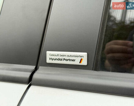 Серый Хендай Kona Electric, объемом двигателя 0 л и пробегом 26 тыс. км за 18850 $, фото 17 на Automoto.ua