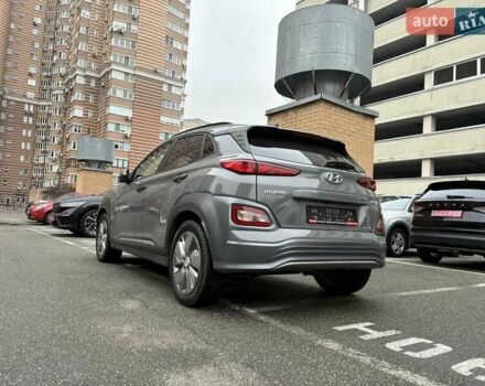 Серый Хендай Kona Electric, объемом двигателя 0 л и пробегом 78 тыс. км за 19500 $, фото 15 на Automoto.ua
