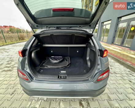 Сірий Хендай Kona Electric, об'ємом двигуна 0 л та пробігом 78 тис. км за 18900 $, фото 17 на Automoto.ua