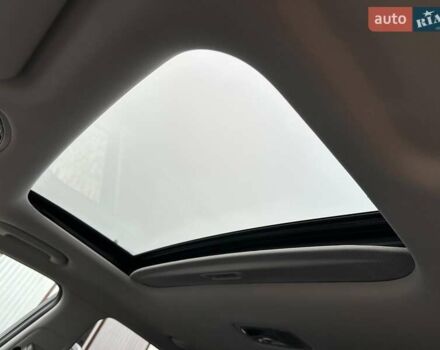 Сірий Хендай Kona Electric, об'ємом двигуна 0 л та пробігом 76 тис. км за 20500 $, фото 40 на Automoto.ua