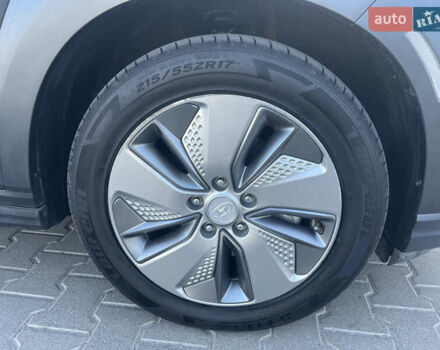 Сірий Хендай Kona Electric, об'ємом двигуна 0 л та пробігом 31 тис. км за 15500 $, фото 60 на Automoto.ua