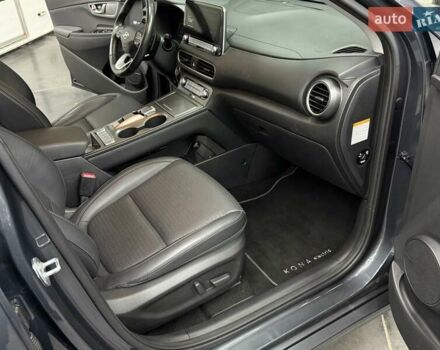 Сірий Хендай Kona Electric, об'ємом двигуна 0 л та пробігом 71 тис. км за 18465 $, фото 19 на Automoto.ua