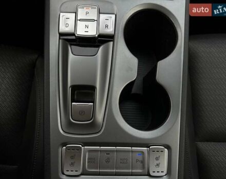 Сірий Хендай Kona Electric, об'ємом двигуна 0 л та пробігом 76 тис. км за 20500 $, фото 73 на Automoto.ua