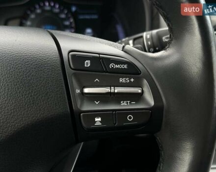 Сірий Хендай Kona Electric, об'ємом двигуна 0 л та пробігом 76 тис. км за 20500 $, фото 52 на Automoto.ua