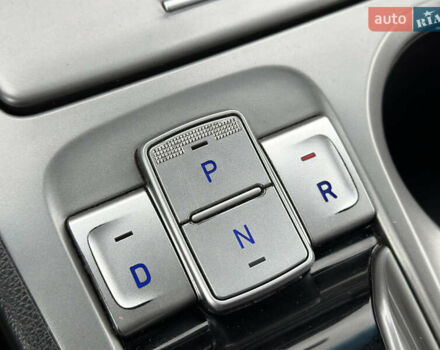 Серый Хендай Kona Electric, объемом двигателя 0 л и пробегом 167 тыс. км за 17700 $, фото 56 на Automoto.ua