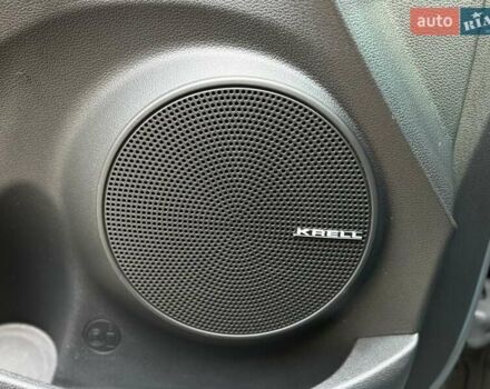 Серый Хендай Kona Electric, объемом двигателя 0 л и пробегом 117 тыс. км за 17990 $, фото 13 на Automoto.ua