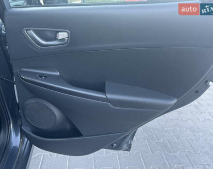 Сірий Хендай Kona Electric, об'ємом двигуна 0 л та пробігом 31 тис. км за 15500 $, фото 45 на Automoto.ua