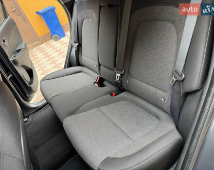 Серый Хендай Kona Electric, объемом двигателя 0 л и пробегом 106 тыс. км за 15999 $, фото 29 на Automoto.ua