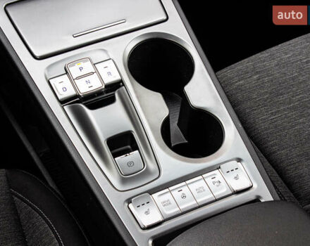 Сірий Хендай Kona Electric, об'ємом двигуна 0 л та пробігом 26 тис. км за 16300 $, фото 46 на Automoto.ua