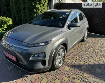 Сірий Хендай Kona Electric, об'ємом двигуна 0 л та пробігом 53 тис. км за 16700 $, фото 6 на Automoto.ua