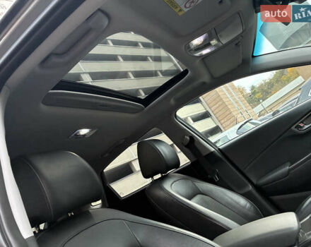 Серый Хендай Kona Electric, объемом двигателя 0 л и пробегом 117 тыс. км за 18800 $, фото 16 на Automoto.ua