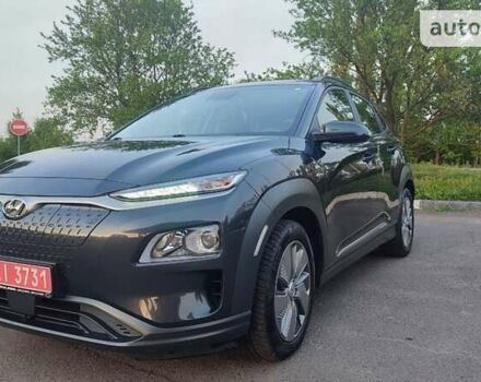 Серый Хендай Kona Electric, объемом двигателя 0 л и пробегом 88 тыс. км за 17800 $, фото 25 на Automoto.ua