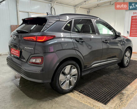 Серый Хендай Kona Electric, объемом двигателя 0 л и пробегом 36 тыс. км за 20700 $, фото 21 на Automoto.ua