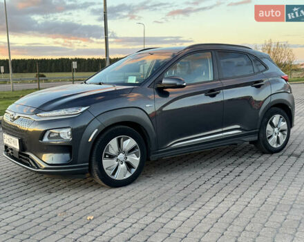 Сірий Хендай Kona Electric, об'ємом двигуна 0 л та пробігом 114 тис. км за 17999 $, фото 19 на Automoto.ua