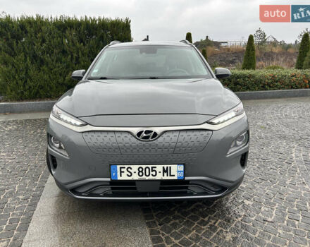 Сірий Хендай Kona Electric, об'ємом двигуна 0 л та пробігом 61 тис. км за 15780 $, фото 2 на Automoto.ua