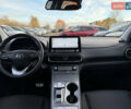 Серый Хендай Kona Electric, объемом двигателя 0 л и пробегом 36 тыс. км за 20700 $, фото 67 на Automoto.ua