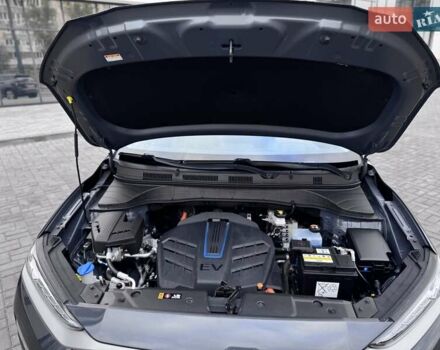 Сірий Хендай Kona Electric, об'ємом двигуна 0 л та пробігом 88 тис. км за 18700 $, фото 46 на Automoto.ua